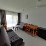 Austral 5 *