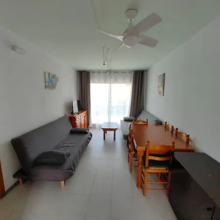 Austral 5 * קמברילס